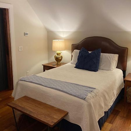 Carriage House 2 Bdrm At Camellia Cottages In Historic Summerville, Sc Eksteriør billede
