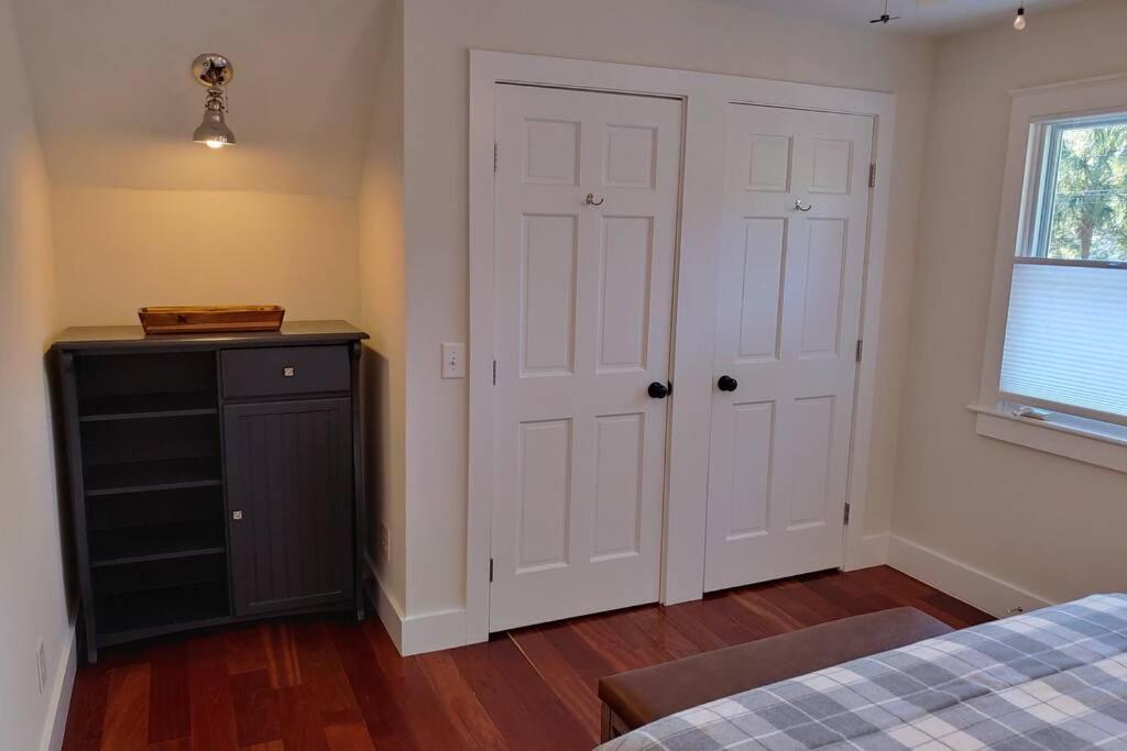 Carriage House 2 Bdrm At Camellia Cottages In Historic Summerville, Sc Eksteriør billede